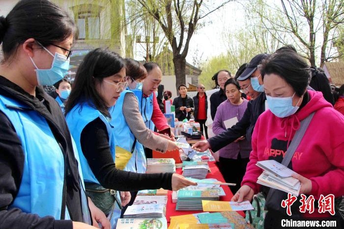 資料圖：山東省文旅廳組織文旅企業(yè)舉行文旅服務(wù)群眾相關(guān)活動?！≮w曉 攝