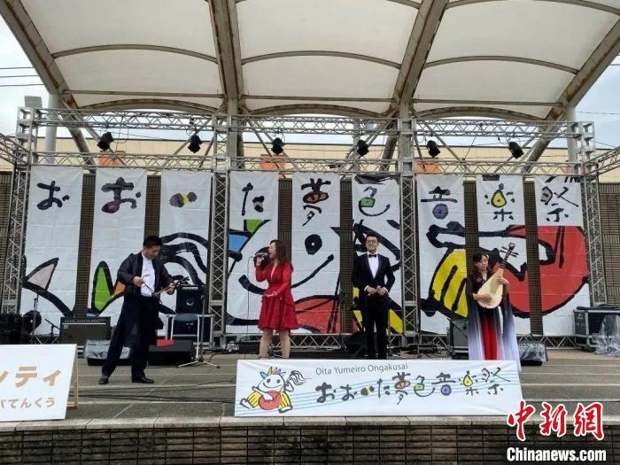 圖為，武漢歌舞劇院參加日本大分市“夢色音樂節(jié)” 武漢文旅局供圖