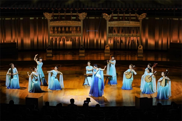 音樂會(huì)現(xiàn)場。中央民族樂團(tuán)供圖，房瀟攝