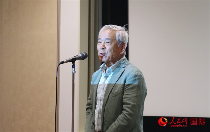 展覽名譽(yù)顧問、日本前文化廳長官青柳正規(guī)致辭。（人民網(wǎng) 許可攝）