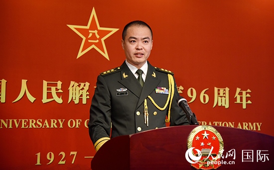 中國駐瑞典大使館李珂副武官致辭。人民網(wǎng)記者 殷淼攝
