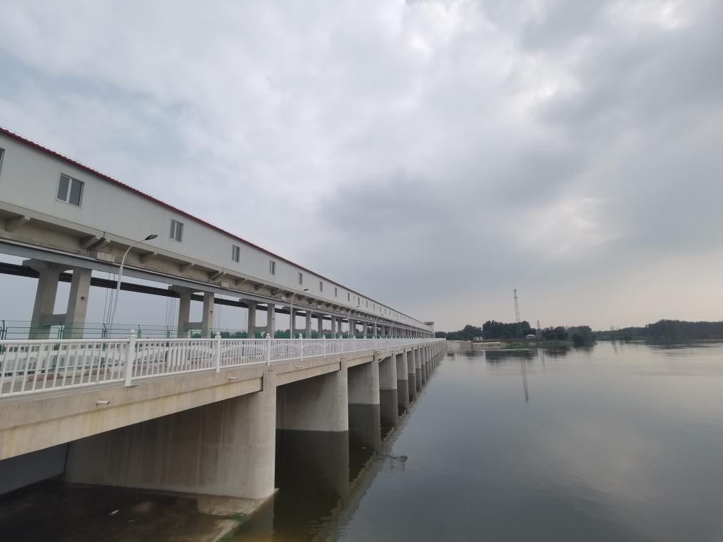 圖為獨流減河進洪南閘。新華社記者 劉惟真 攝