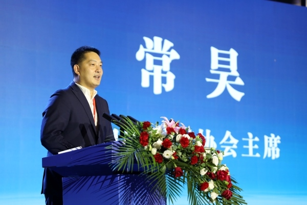 中國(guó)圍棋協(xié)會(huì)主席常昊致辭。人民網(wǎng)記者 李乃妍攝