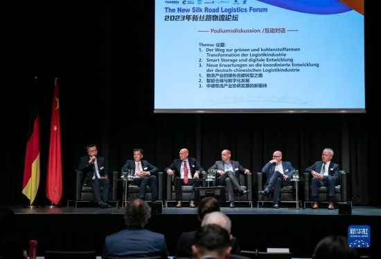 9月21日，中德兩國嘉賓參加在德國杜伊斯堡舉辦的2023新絲路物流論壇。新華社記者 張帆 攝