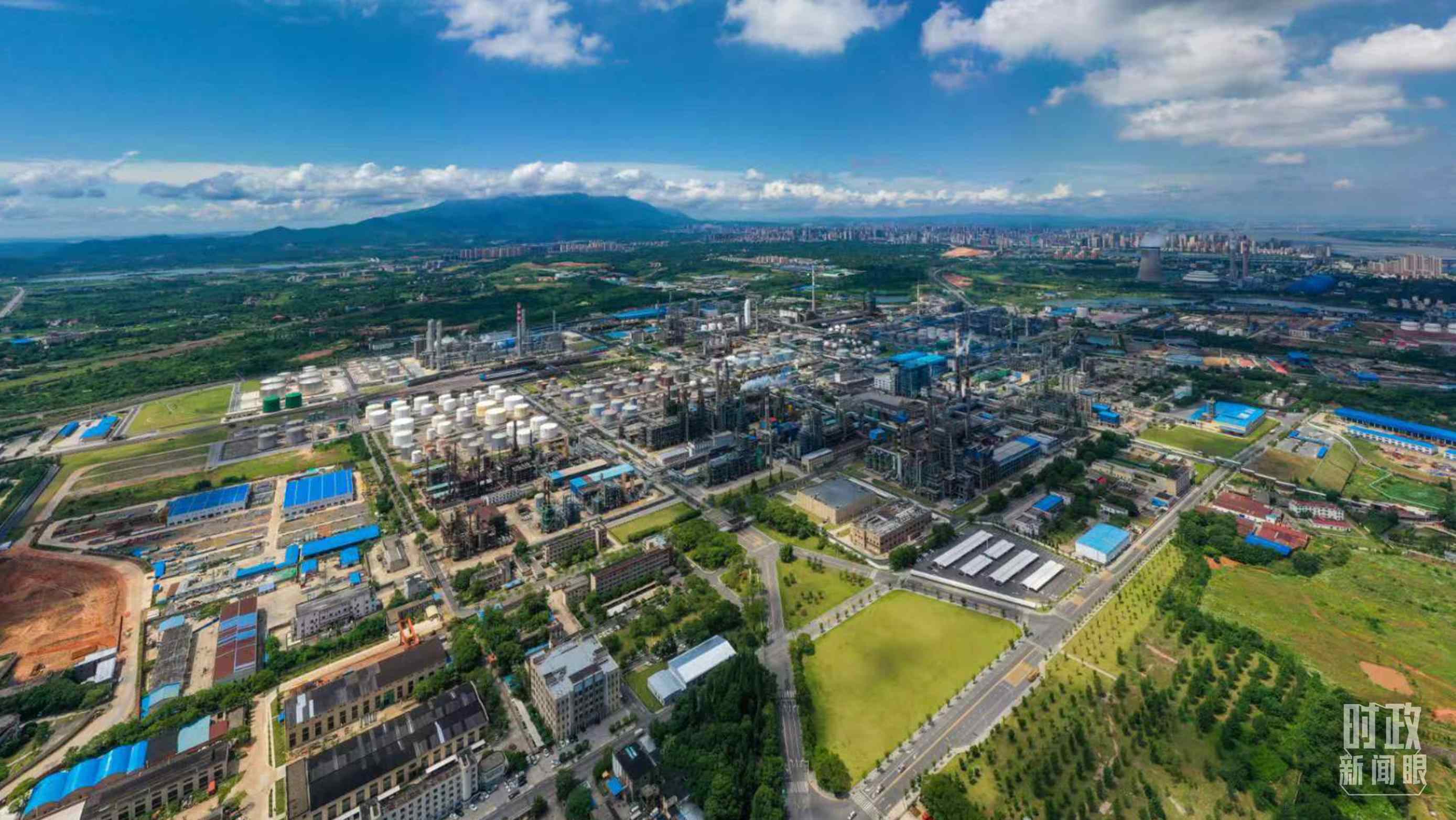 △中國石化九江分公司。（總臺記者劉陽拍攝）