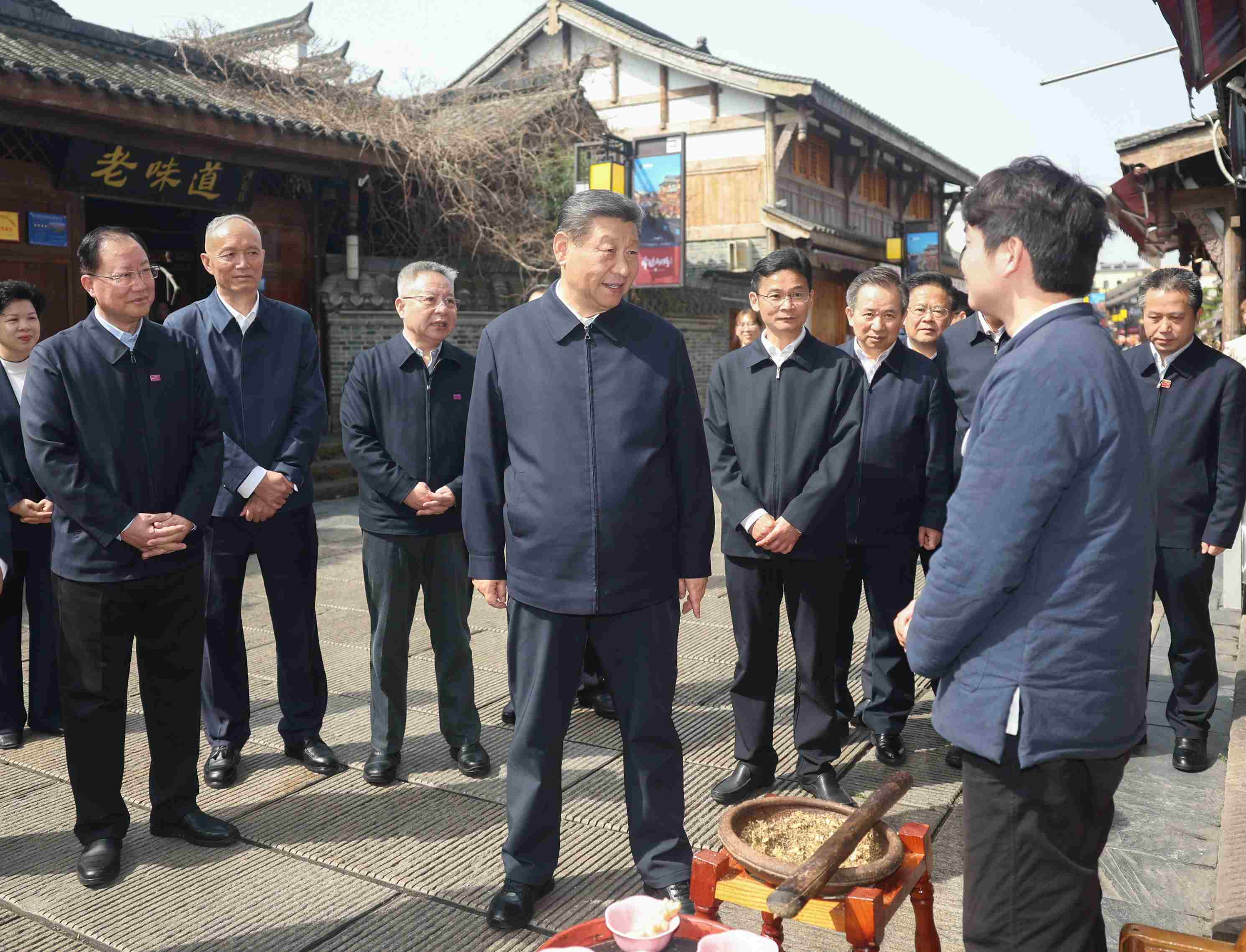 △ 2024年3月19日，習(xí)近平總書記在湖南常德河街考察。