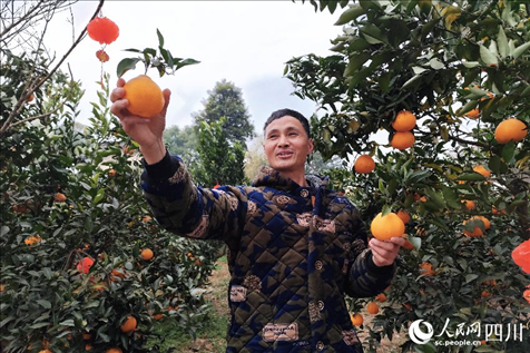 鐵牛村村民趙光進(jìn)。人民網(wǎng)記者 朱虹攝