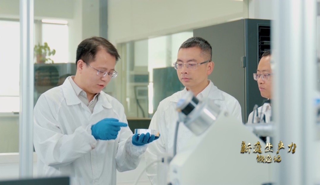 長沙巴斯夫杉杉電池材料研究院，正在進行電池材料研究。