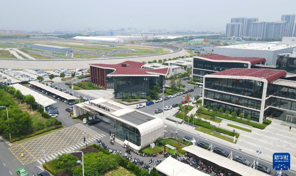 大眾汽車（安徽）有限公司外景（無人機(jī)照片，2024年6月7日攝）。新華社記者 郭晨 攝