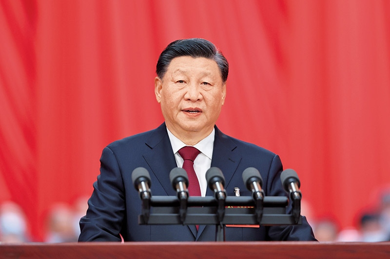 2022年10月16日，中國共產(chǎn)黨第二十次全國代表大會在北京人民大會堂開幕。習近平代表第十九屆中央委員會向大會作報告。 新華社記者 姚大偉/攝