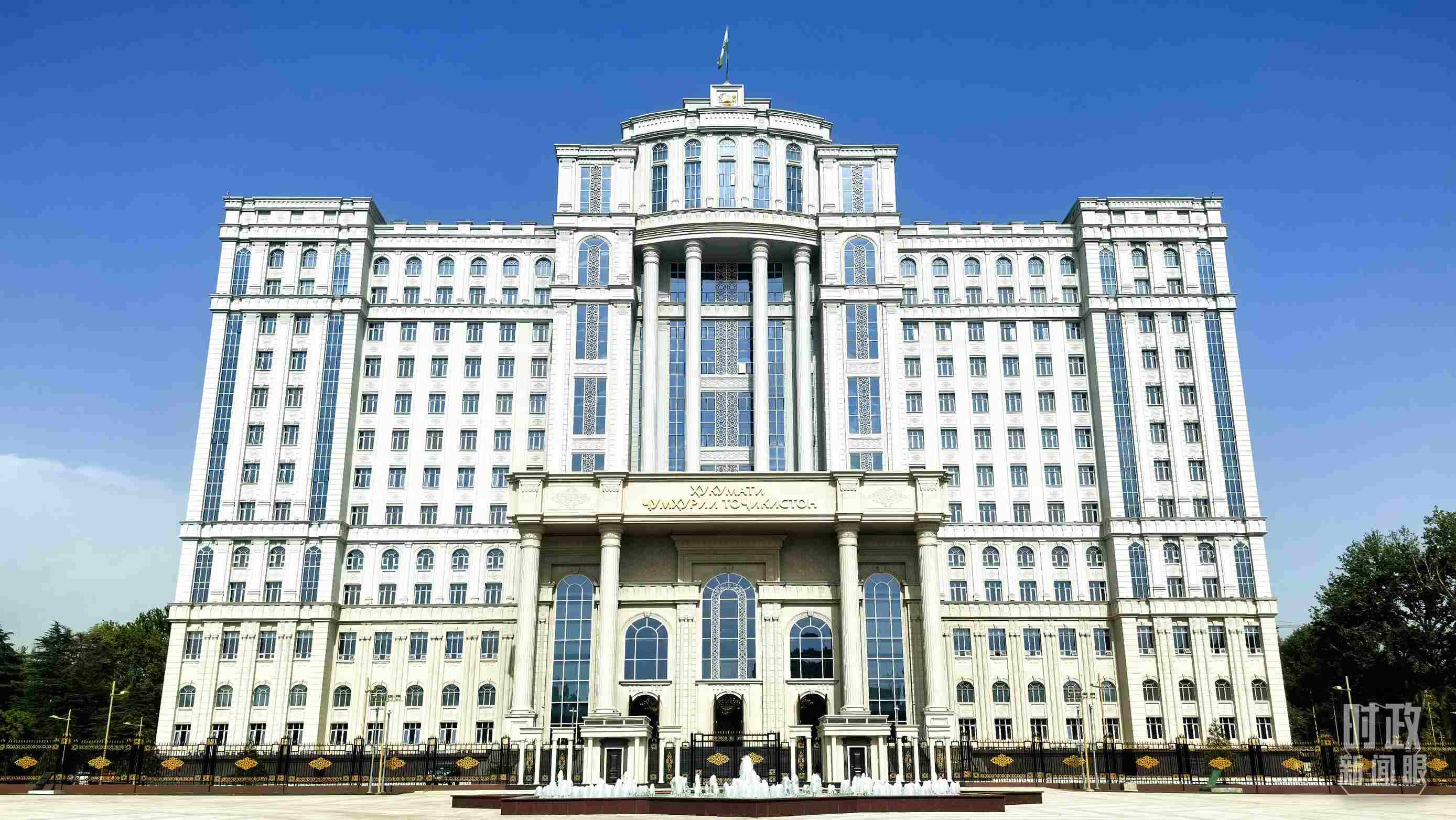 △中方援建塔政府大樓。（總臺央視記者鄂介甫拍攝）