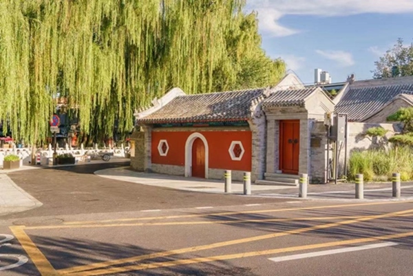 北京建筑大學(xué)古建保護與利用專業(yè)師生對北京德勝門內(nèi)大街開展空間品質(zhì)綜合提升項目，圖為項目竣工后的實景圖。校方供圖