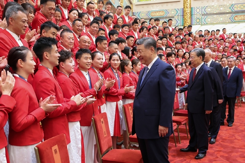 2024年8月20日，習(xí)近平總書記在人民大會(huì)堂接見(jiàn)第33屆夏季奧林匹克運(yùn)動(dòng)會(huì)中國(guó)體育代表團(tuán)全體成員。