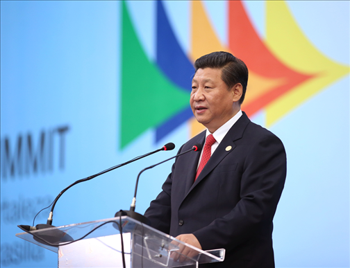 2014年7月15日，國家主席習(xí)近平在巴西福塔萊薩出席金磚國家領(lǐng)導(dǎo)人第六次會(huì)晤并發(fā)表重要講話。新華社記者 蘭紅光 攝