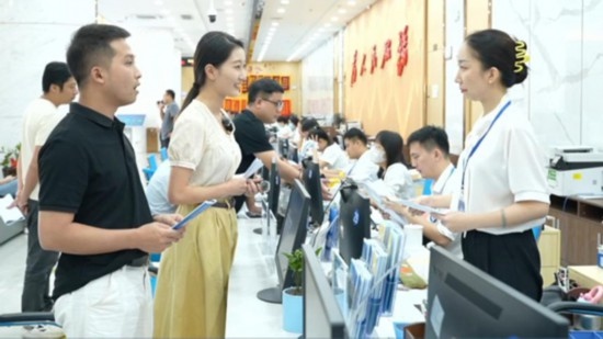 直播現(xiàn)場。海南省營商廳供圖