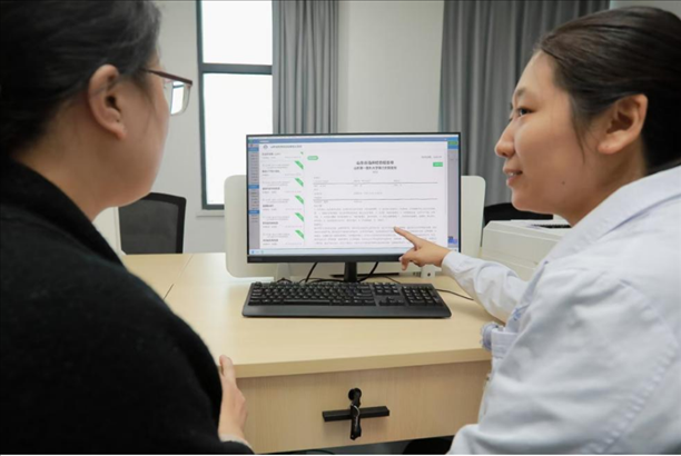 區(qū)域檢查檢驗結(jié)果互認(rèn)給群眾帶來便利。圖片來源：山東第一醫(yī)科大學(xué)第二附屬醫(yī)院