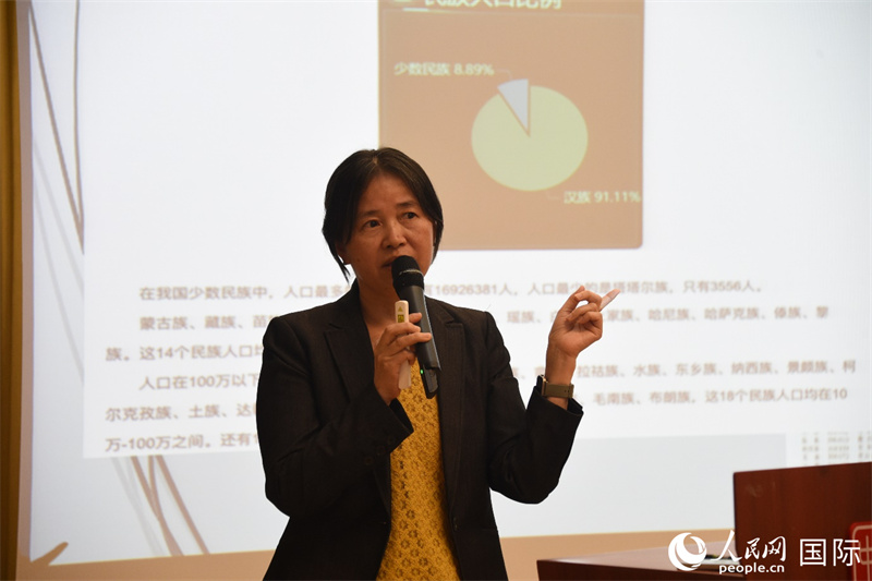 斯德哥爾摩大學(xué)訪問學(xué)者徐英春博士的專題講座。人民網(wǎng)記者 殷淼攝