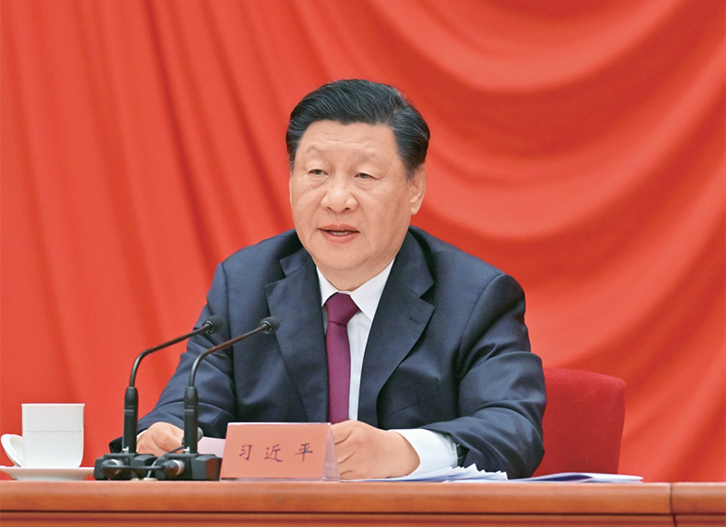 2022年5月10日，慶祝中國(guó)共產(chǎn)主義青年團(tuán)成立100周年大會(huì)在北京人民大會(huì)堂隆重舉行。中共中央總書(shū)記、國(guó)家主席、中央軍委主席習(xí)近平在大會(huì)上發(fā)表重要講話。 新華社記者 岳月偉/攝
