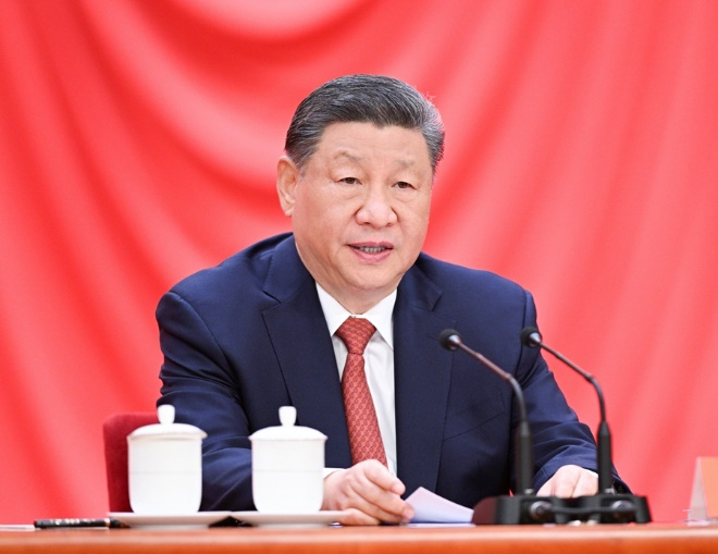 4月28日，慶祝中華全國總工會成立100周年暨全國勞動模范和先進(jìn)工作者表彰大會在北京人民大會堂隆重舉行。中共中央總書記、國家主席、中央軍委主席習(xí)近平出席大會并發(fā)表重要講話。新華社記者 李學(xué)仁 攝