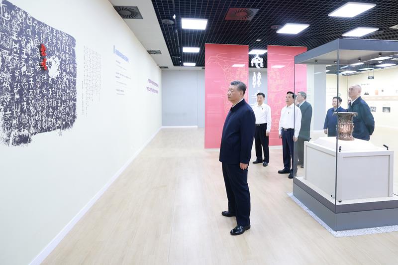 △2024年9月10日，習(xí)近平總書記來到陜西寶雞市參觀寶雞青銅器博物院。